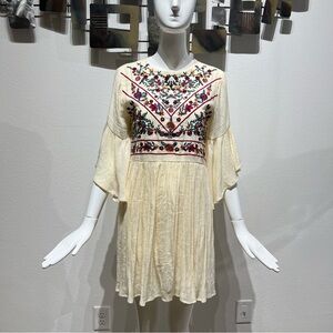 Umgee Boho Bliss Mandy & Ally Floral Embroidered Bell Sleeve Flowy Boho Western